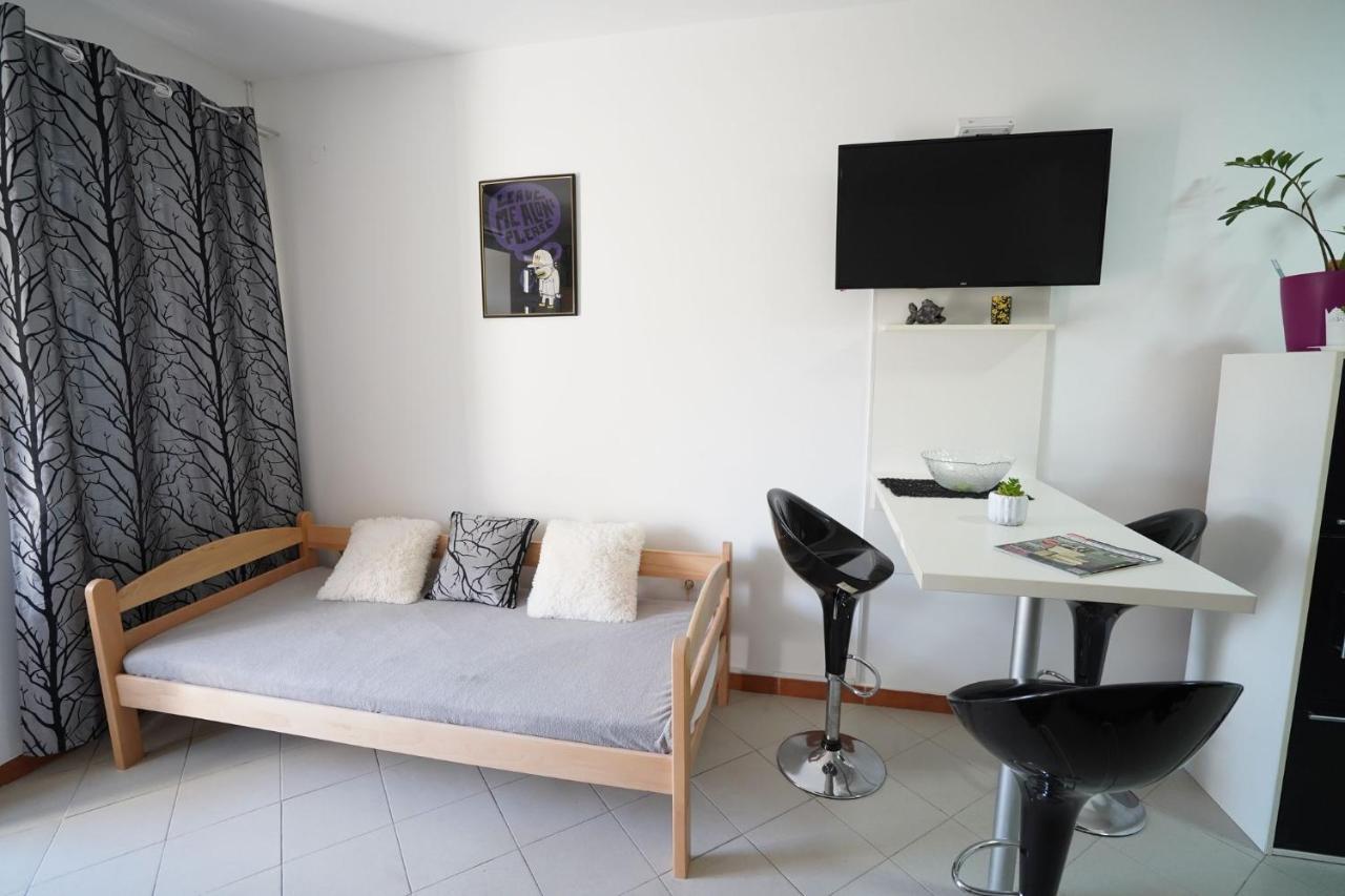 IVA studio-apartment Kladovo Esterno foto